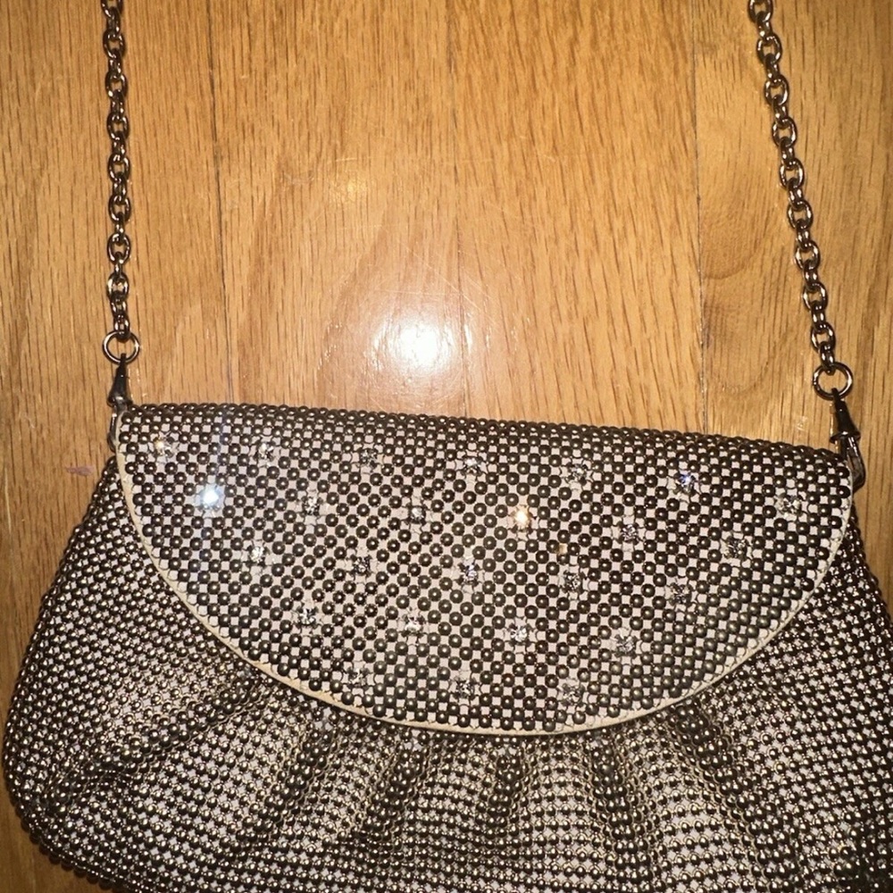 Glamorous Silver Mesh Clutch with Chain Strap